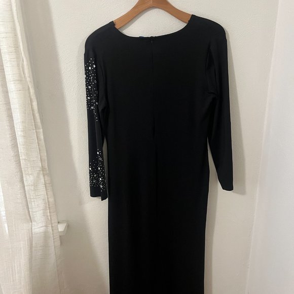 Glamix Sexy Black Beaded Deep V-neck Thigh-high Slit Maternity Dress - Picture 4 of 5